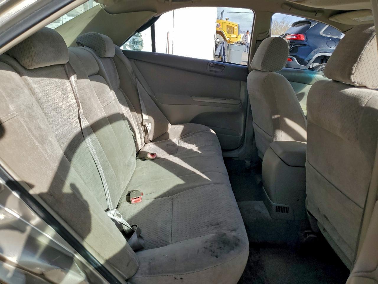 2002 TOYOTA CAMRY LE photo 28