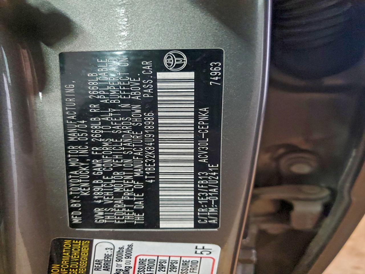 2004 TOYOTA CAMRY LE photo 23