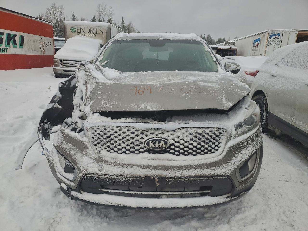 2017 KIA SORENTO LX photo 13