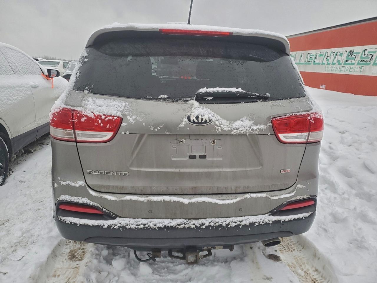 2017 KIA SORENTO LX photo 16