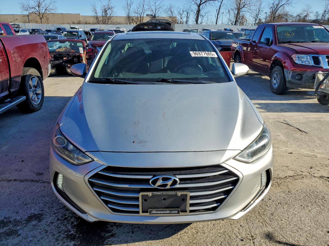 2017 HYUNDAI ELANTRA SE photo 9
