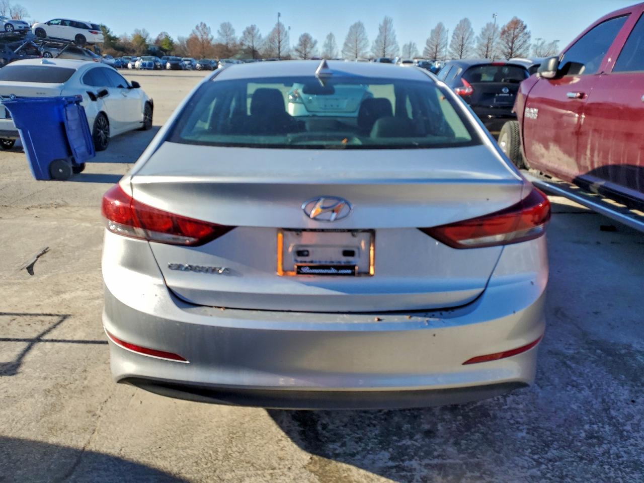 2017 HYUNDAI ELANTRA SE photo 11
