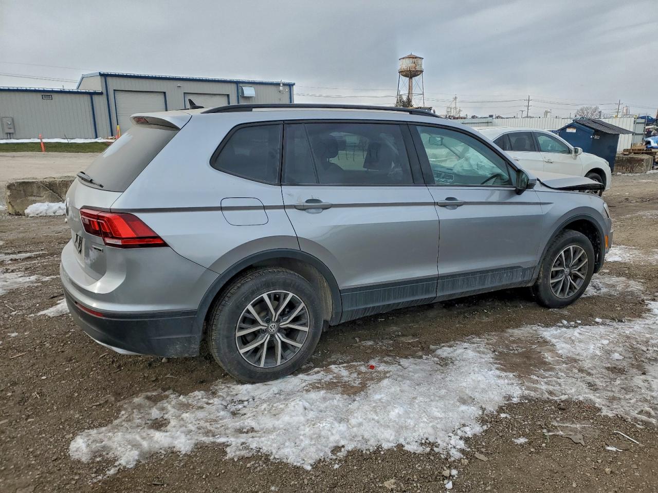 2021 VOLKSWAGEN TIGUAN S photo 5