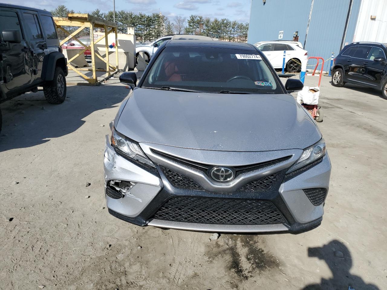 2019 TOYOTA CAMRY XSE photo 5