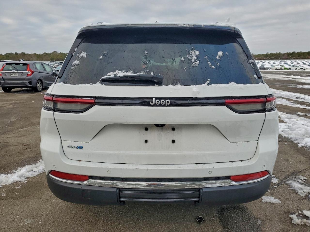 2024 JEEP GRAND CHEROKEE LIMITED 4XE photo 6