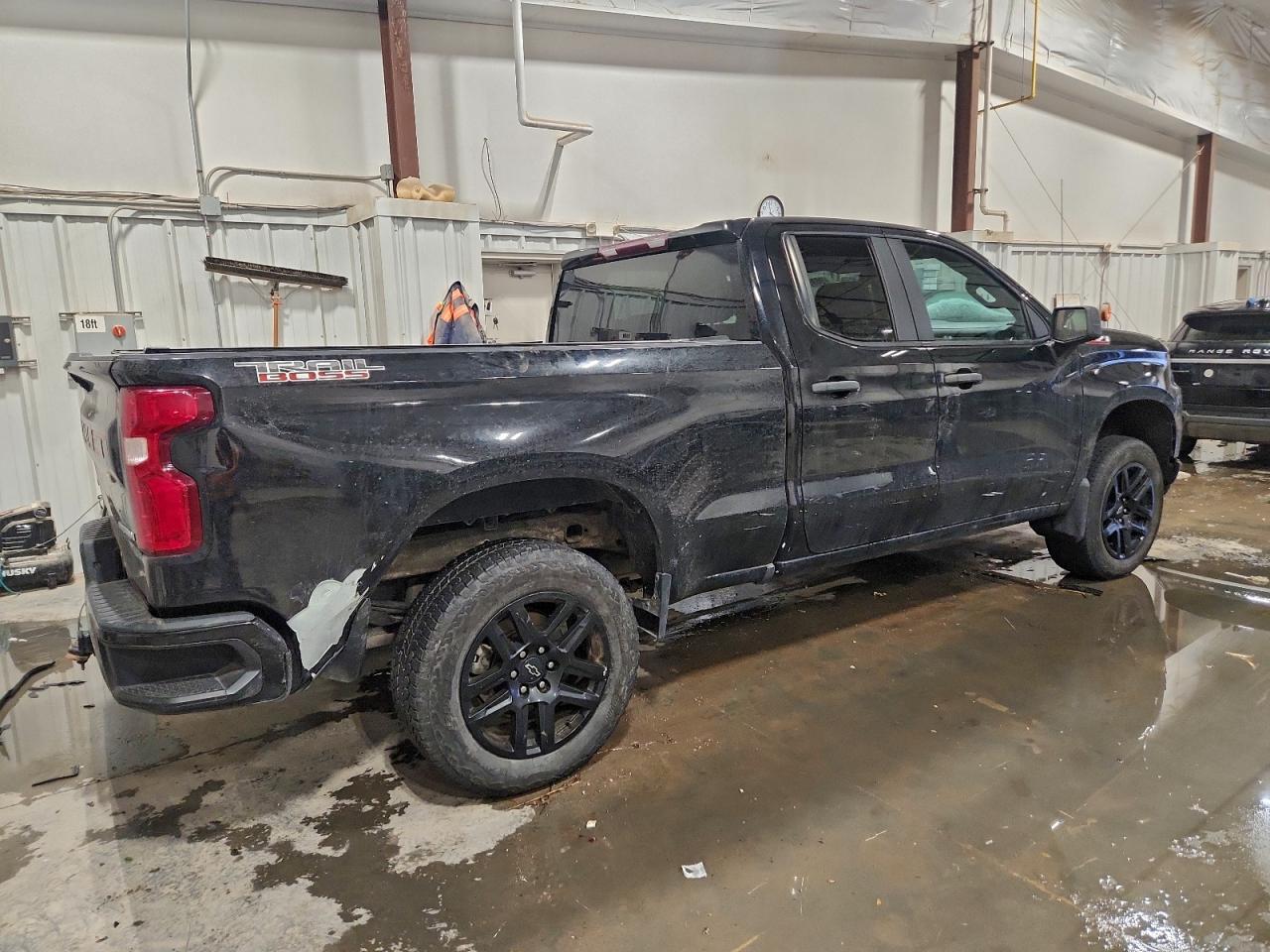 2020 CHEVROLET SILVERADO K1500 TRAIL BOSS CUSTOM photo 3
