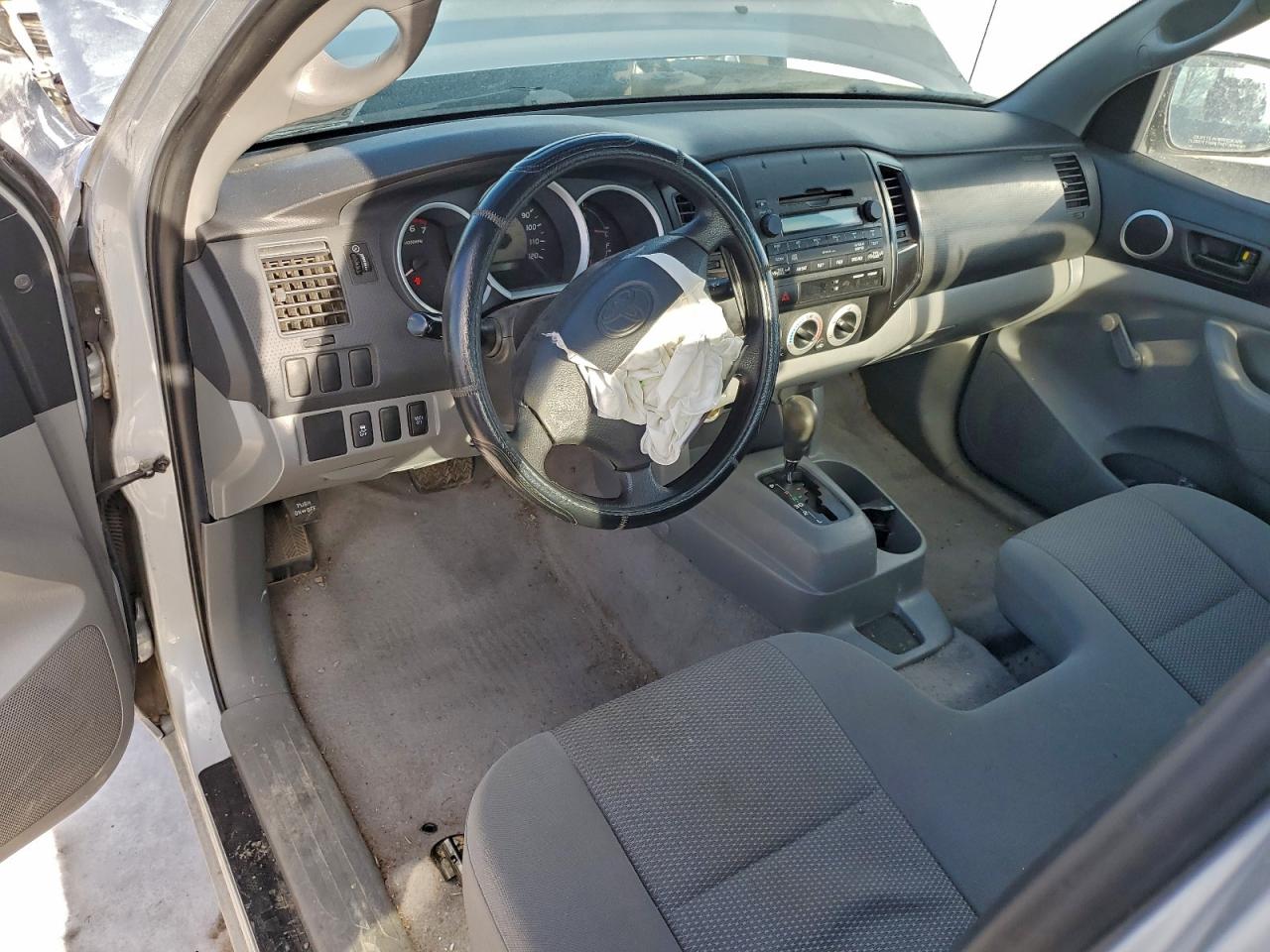 2009 TOYOTA TACOMA photo 15