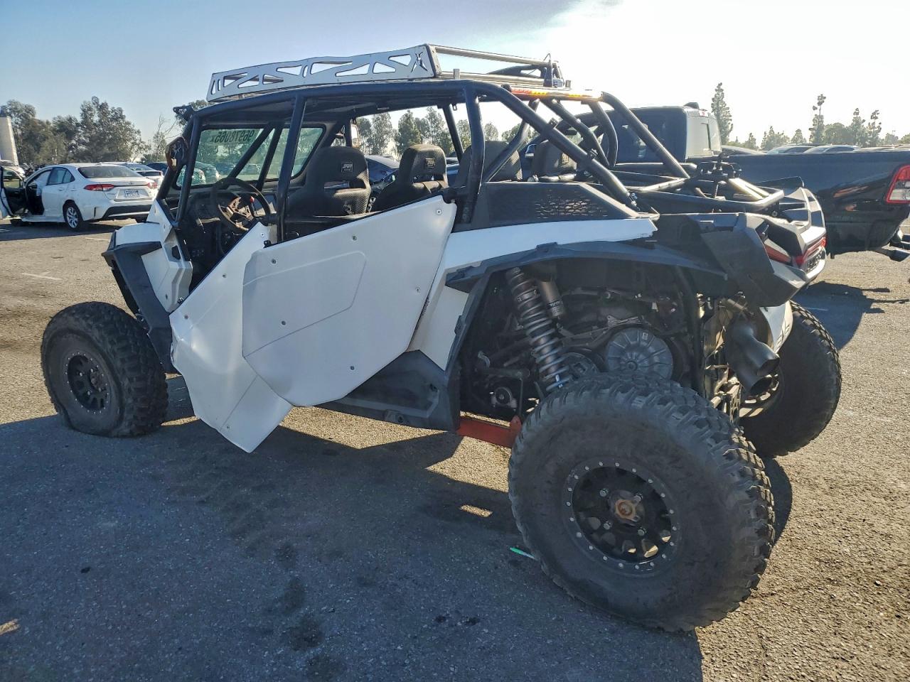 2019 POLARIS RZR UTILITY VEHICLE photo 5
