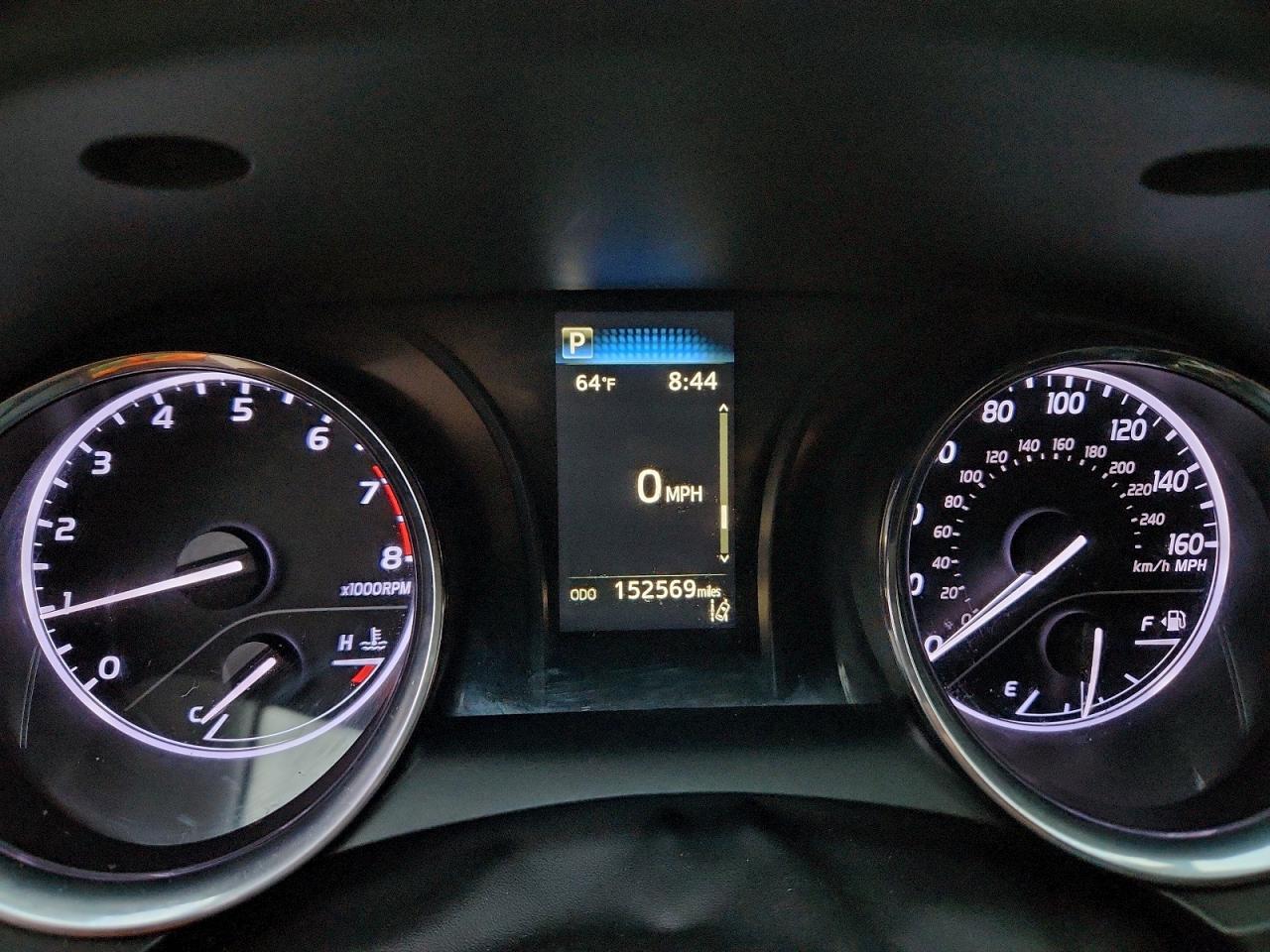 2019 TOYOTA CAMRY L photo 17
