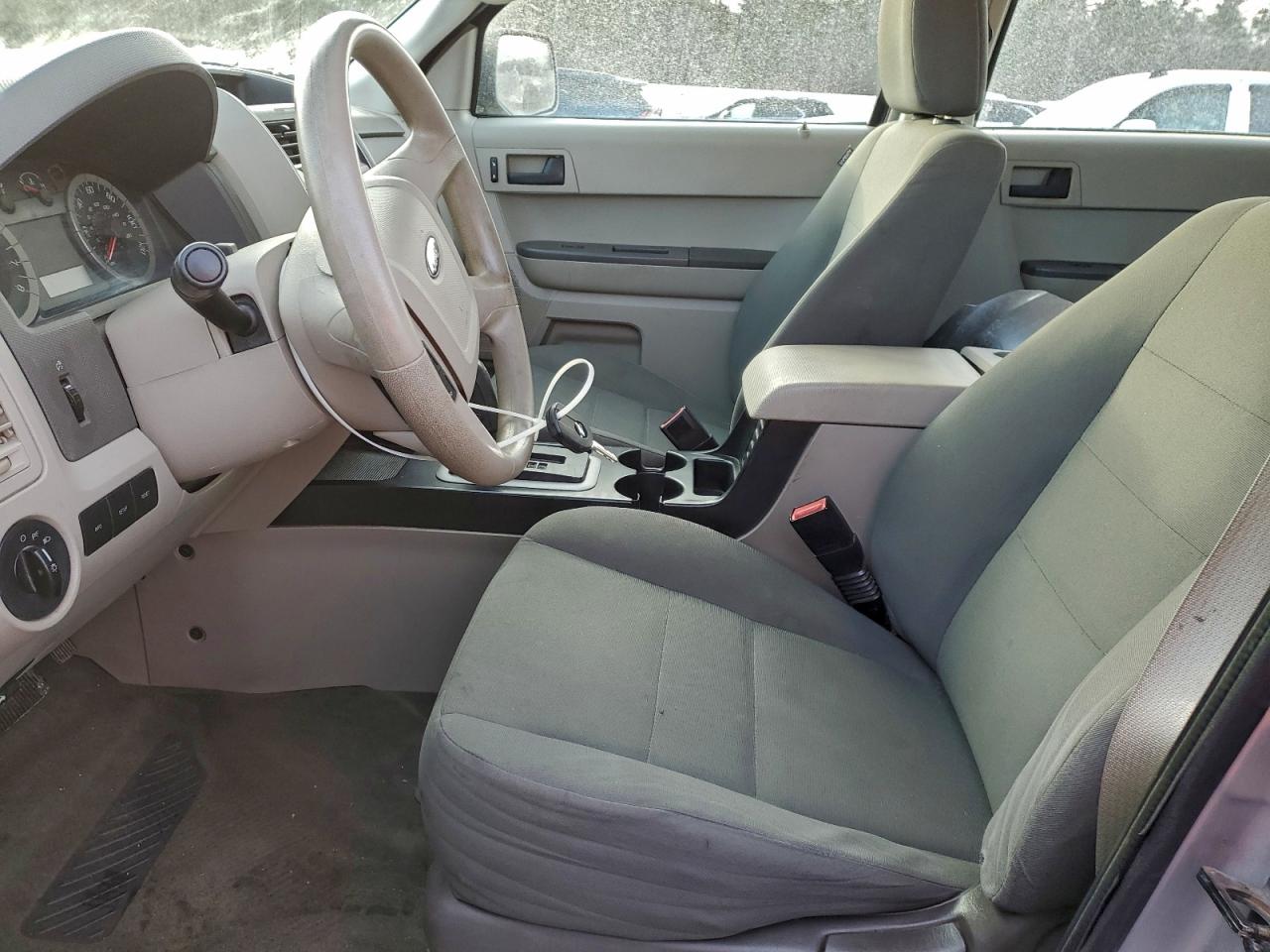 2011 FORD ESCAPE XLS photo 7
