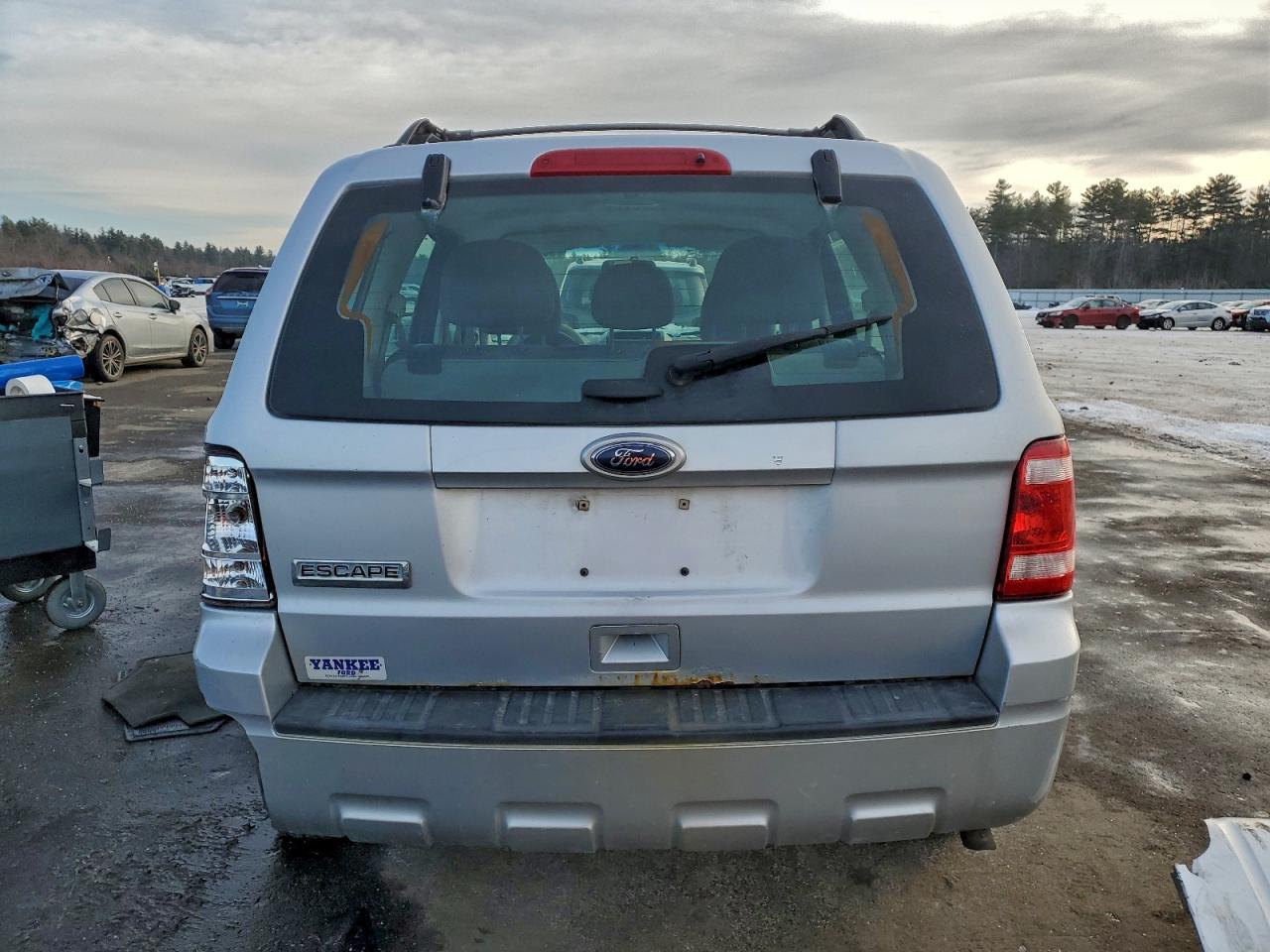 2011 FORD ESCAPE XLS photo 6