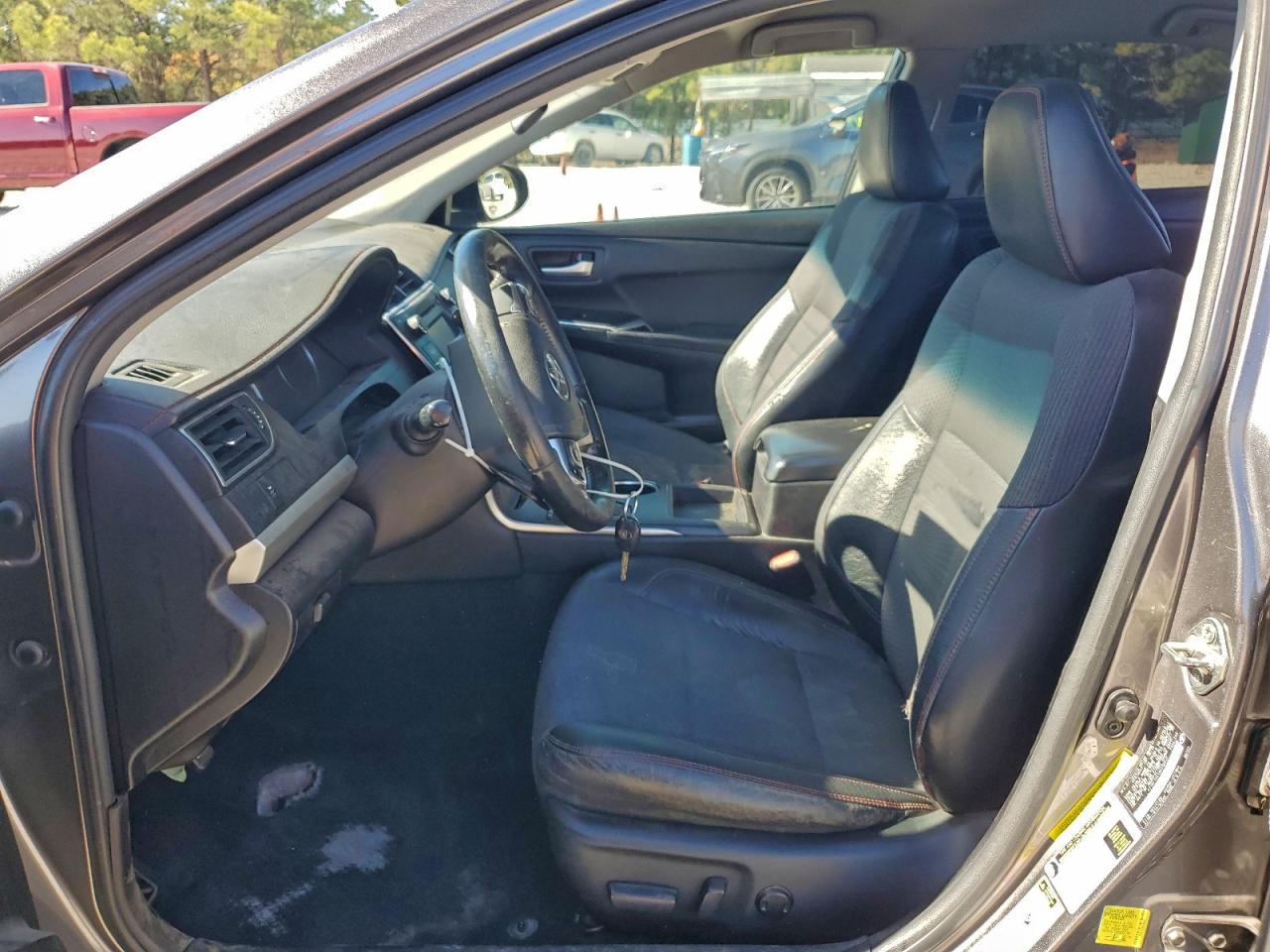2017 TOYOTA CAMRY LE photo 7