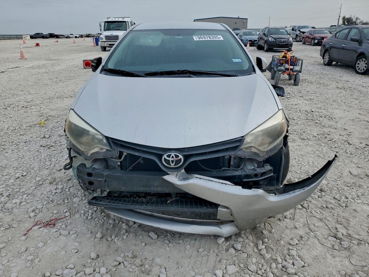 2014 TOYOTA COROLLA L photo 9