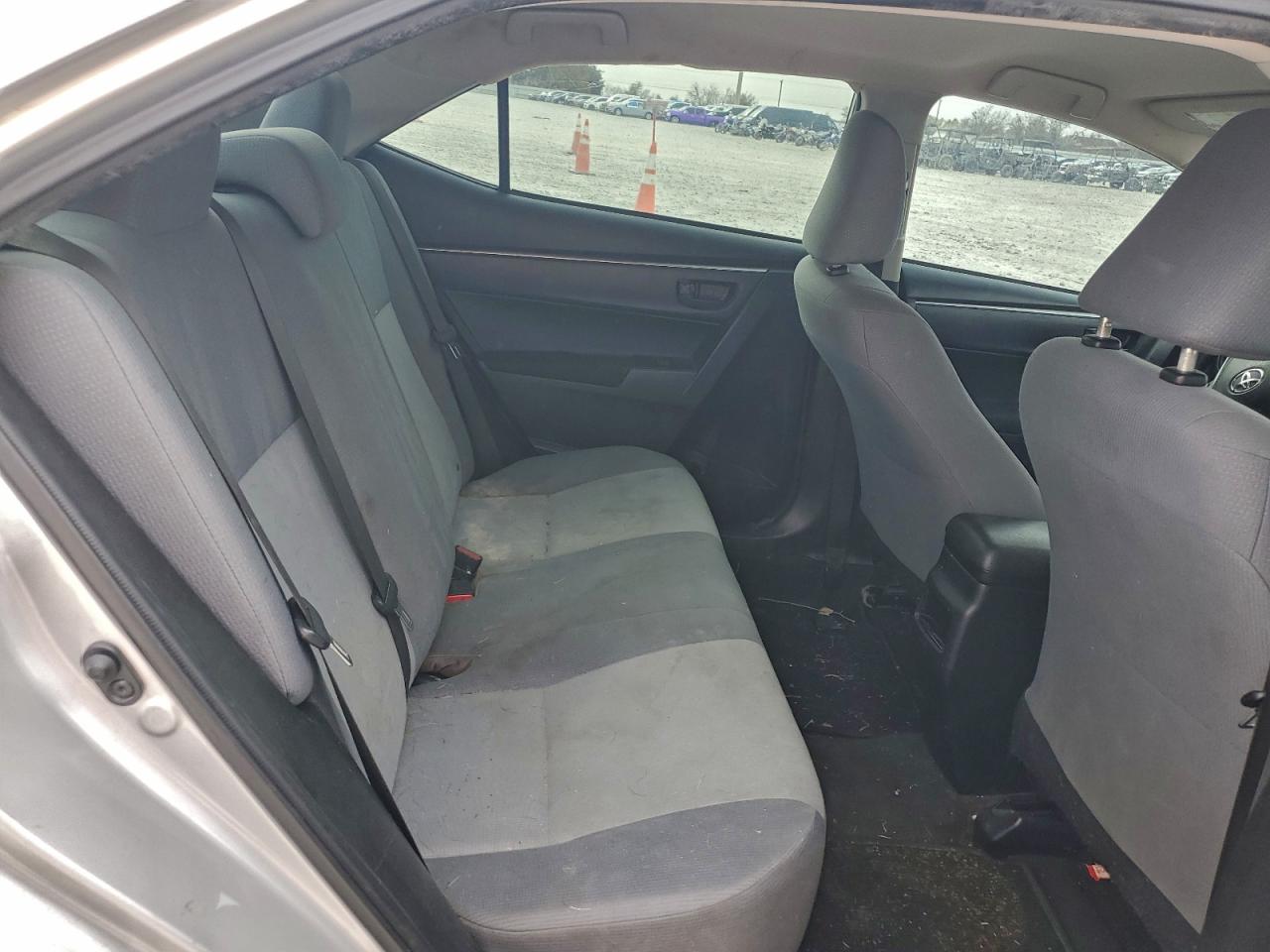 2014 TOYOTA COROLLA L photo 19