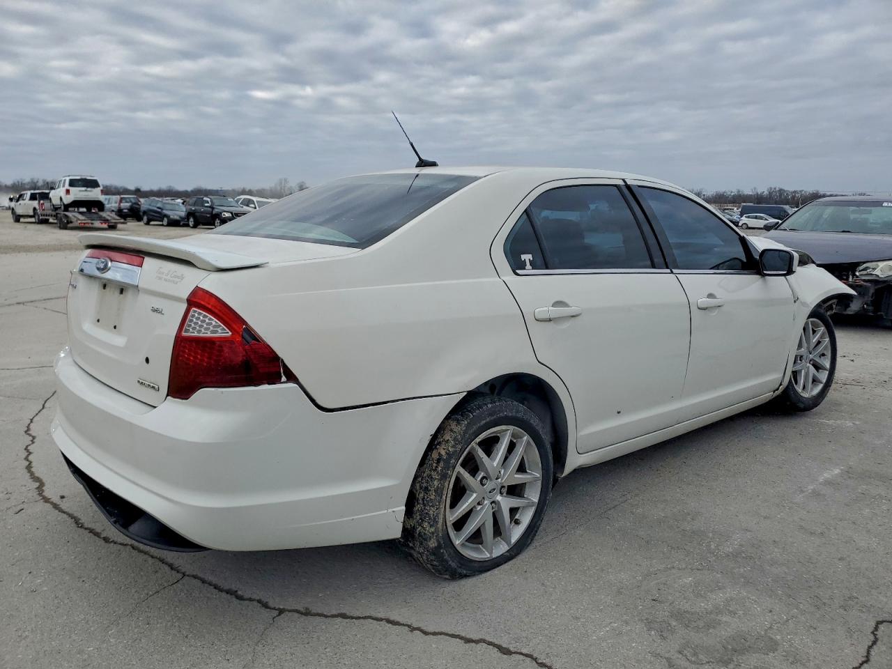 2011 FORD FUSION SEL photo 7