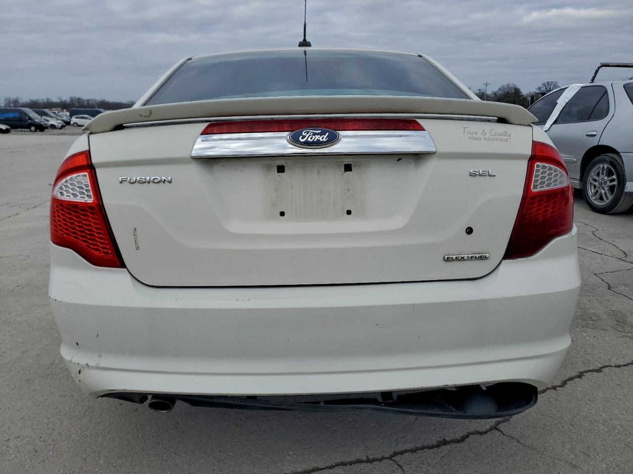 2011 FORD FUSION SEL photo 16