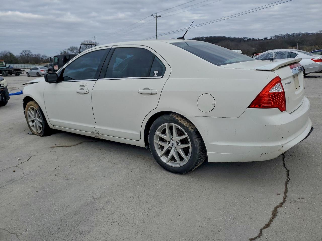 2011 FORD FUSION SEL photo 4