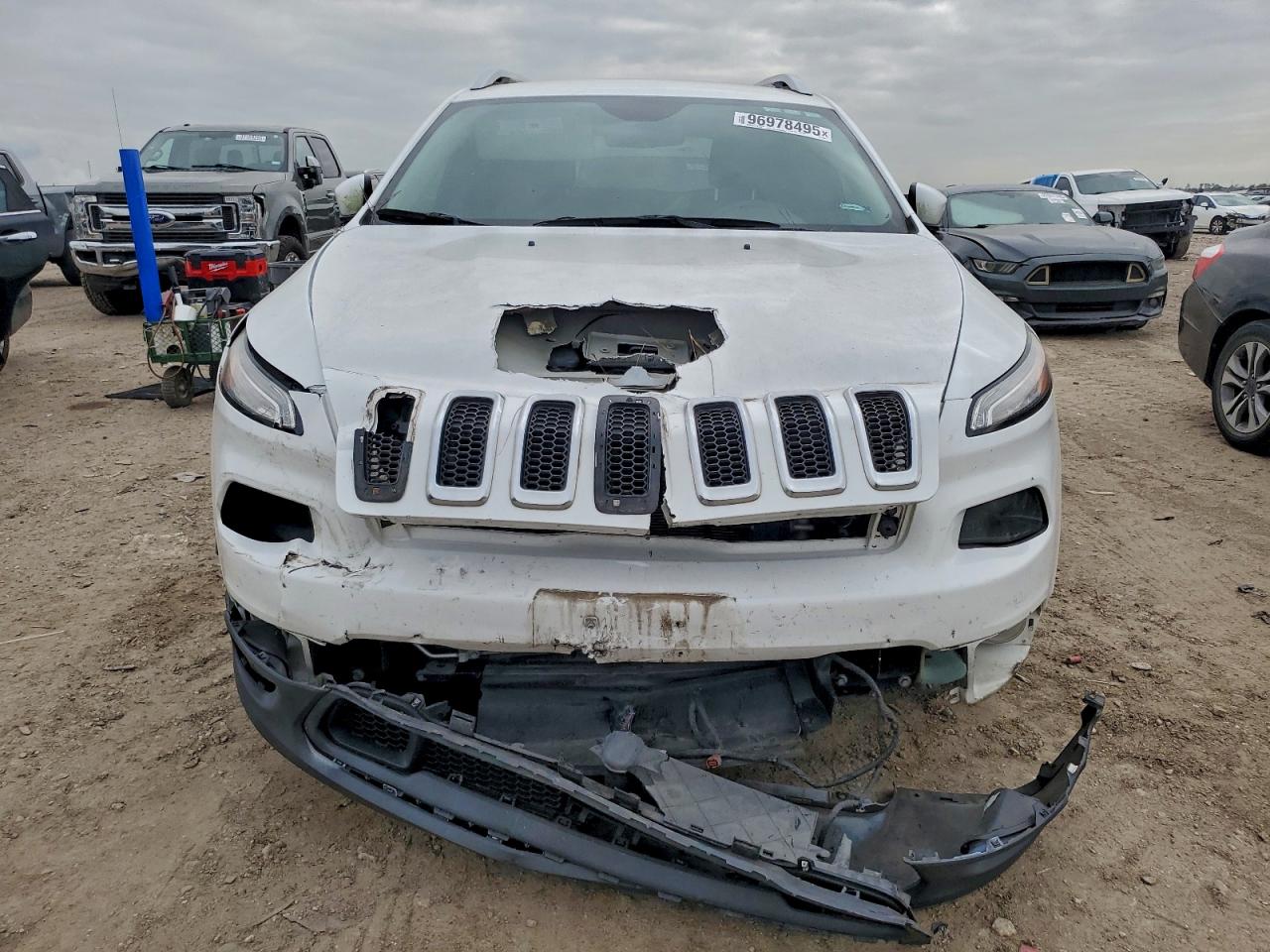 2017 JEEP CHEROKEE LATITUDE photo 9