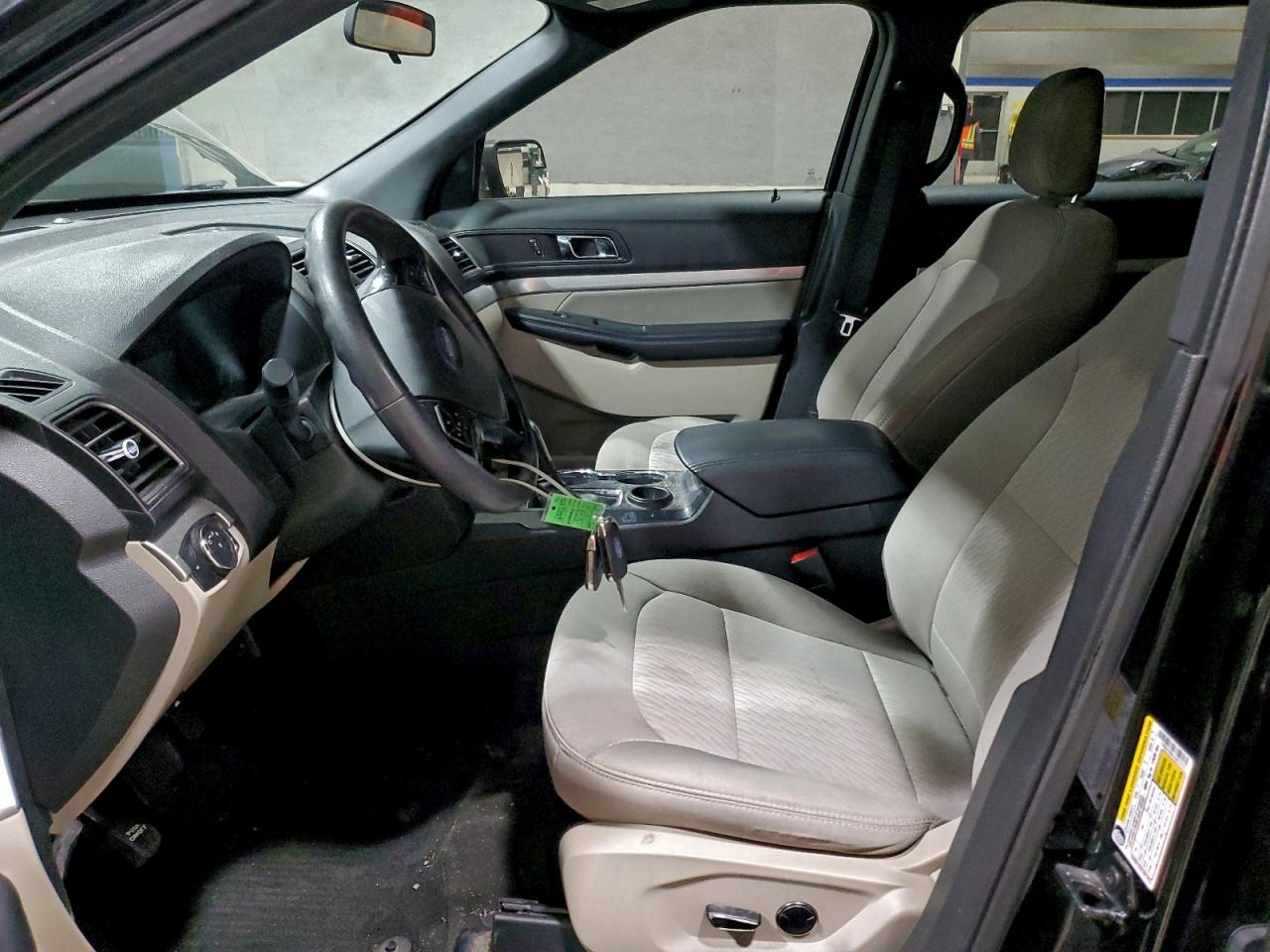 2018 FORD EXPLORER photo 13