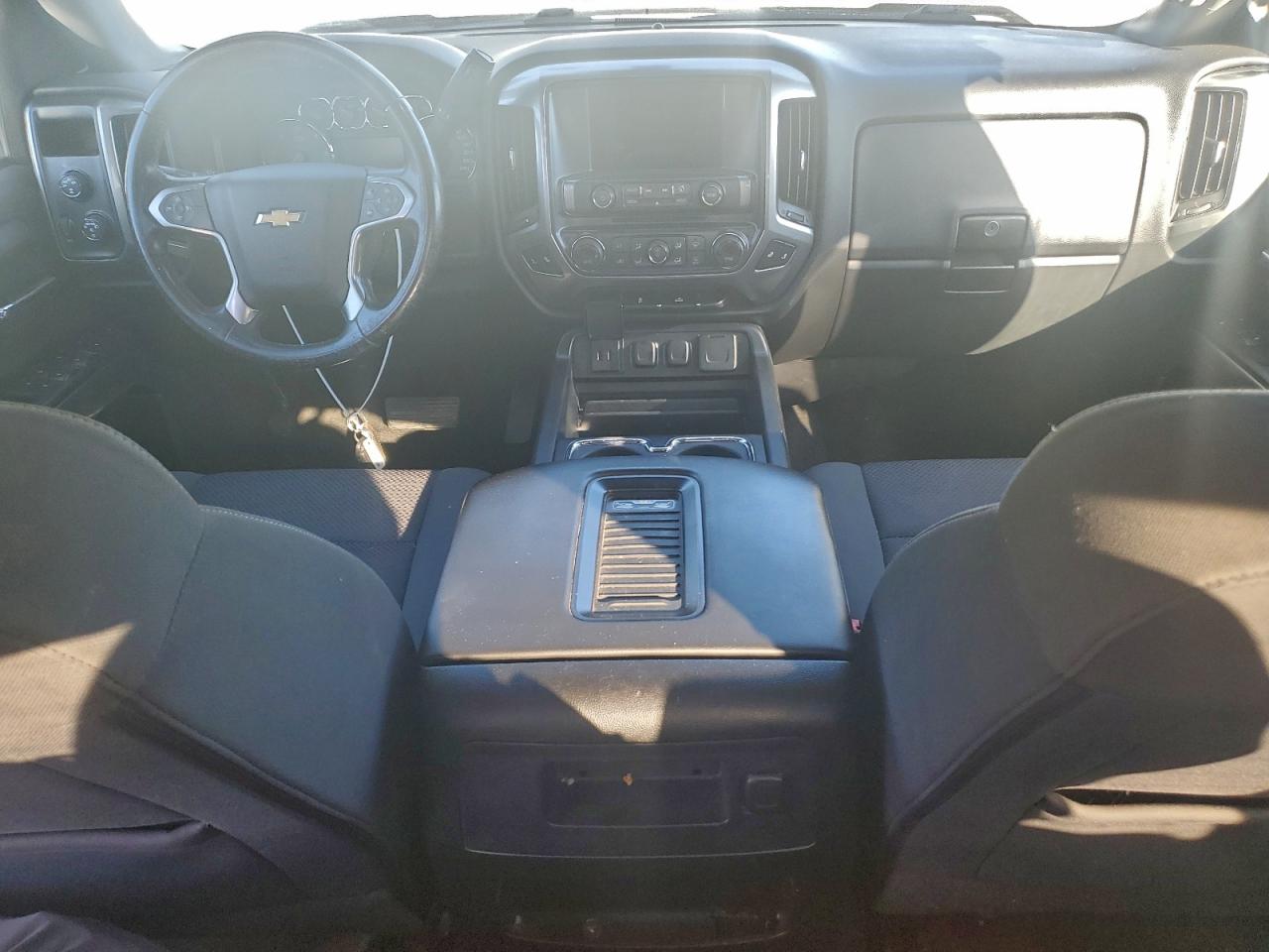 2016 CHEVROLET SILVERADO K1500 LT photo 8