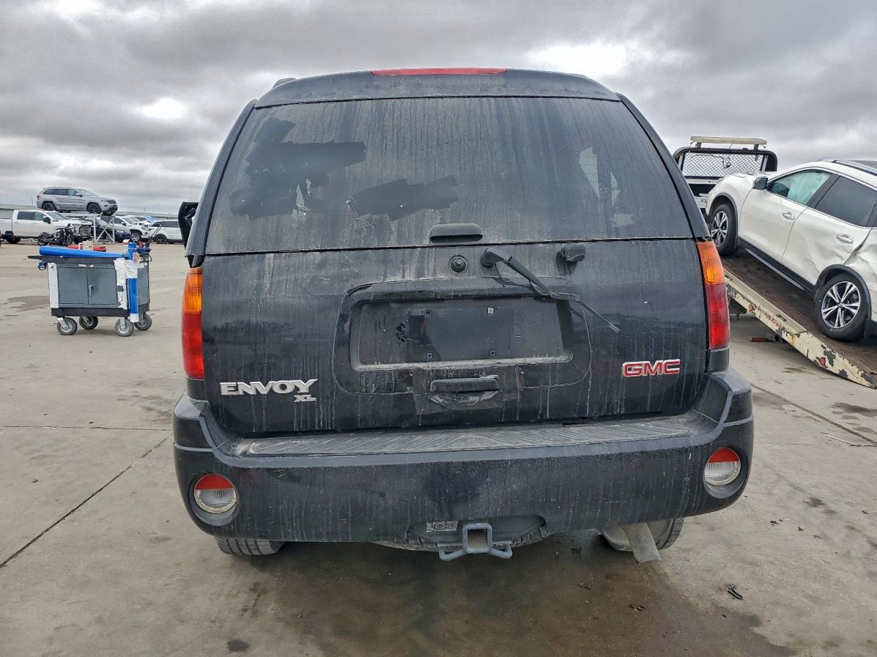 2004 GMC ENVOY XL photo 21