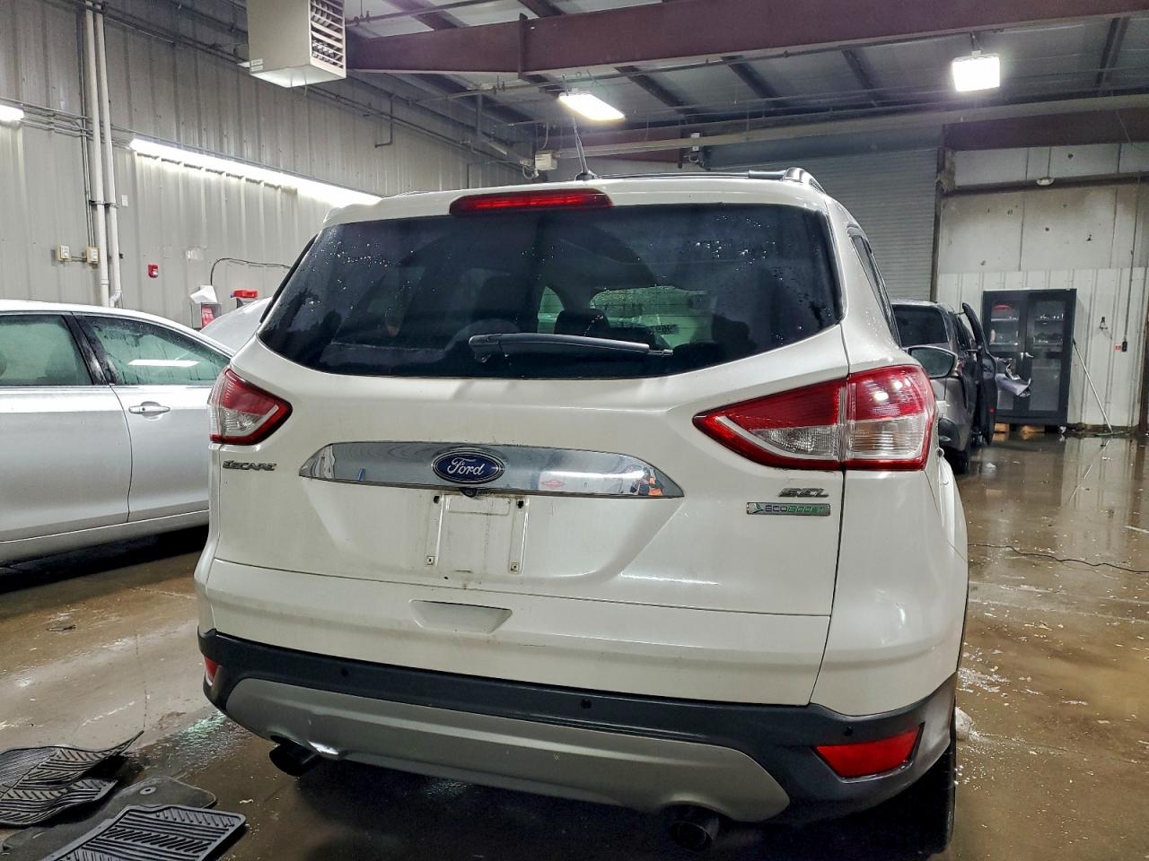 2013 FORD ESCAPE SEL photo 16