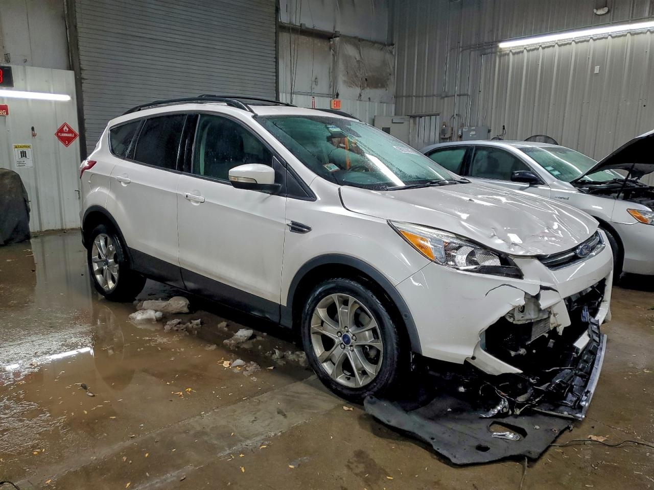 2013 FORD ESCAPE SEL photo 10