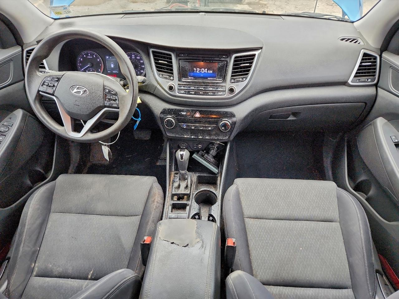 2018 HYUNDAI TUCSON SE photo 22
