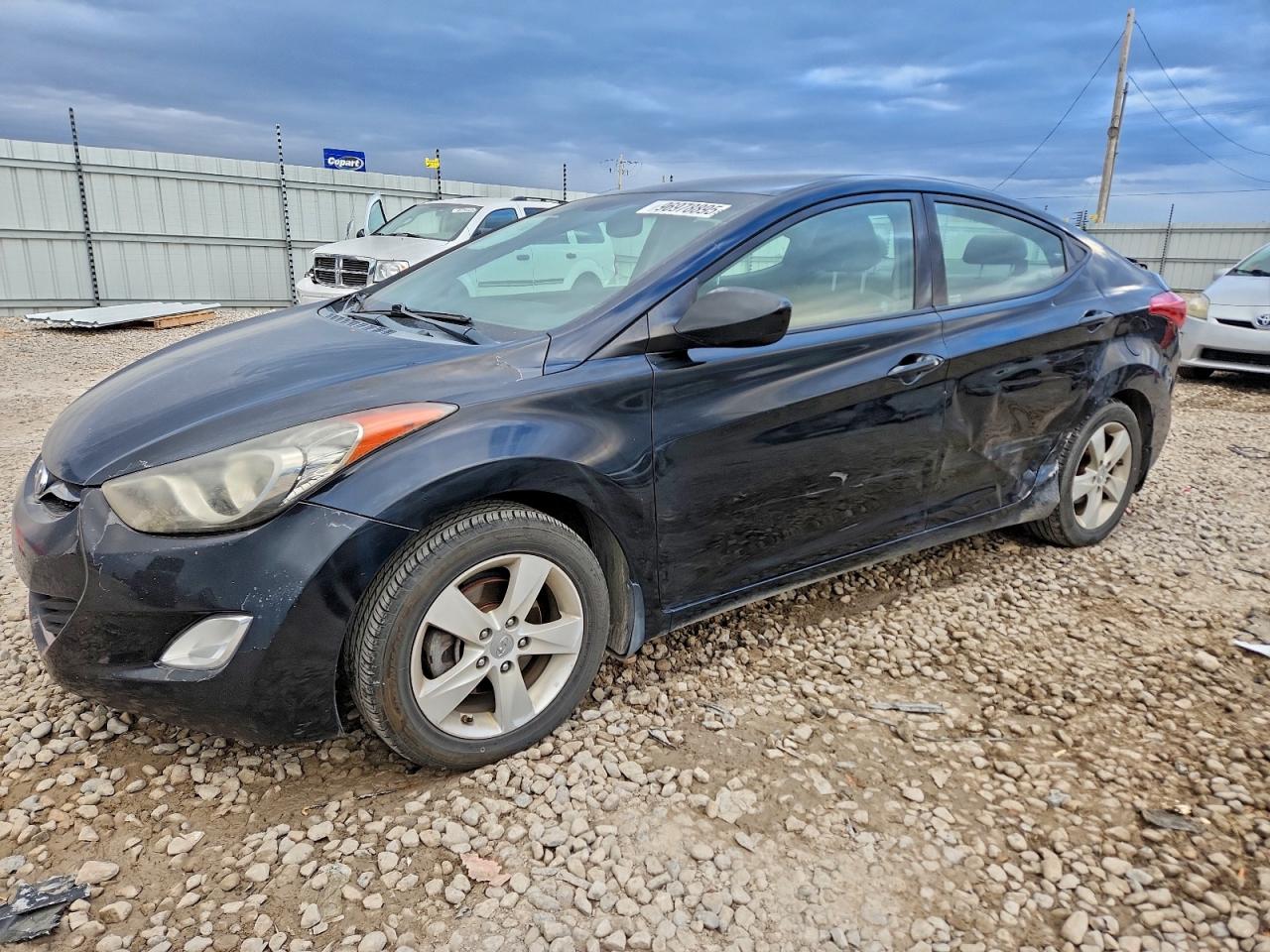 2013 HYUNDAI ELANTRA