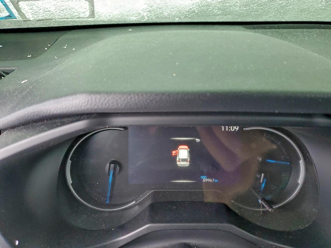 2021 TOYOTA RAV4 PRIME SE photo 17