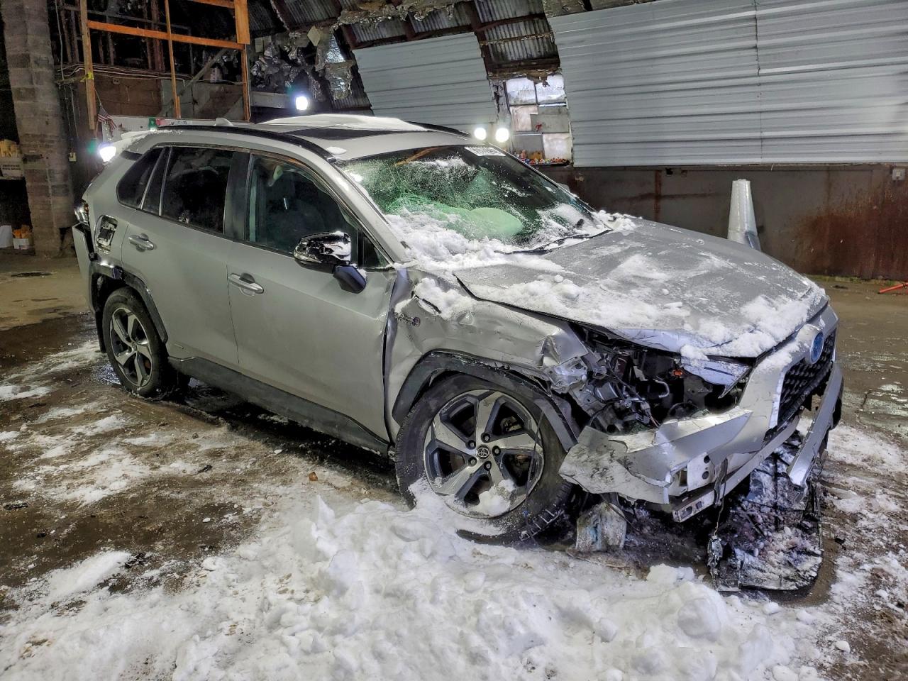 2021 TOYOTA RAV4 PRIME SE photo 7