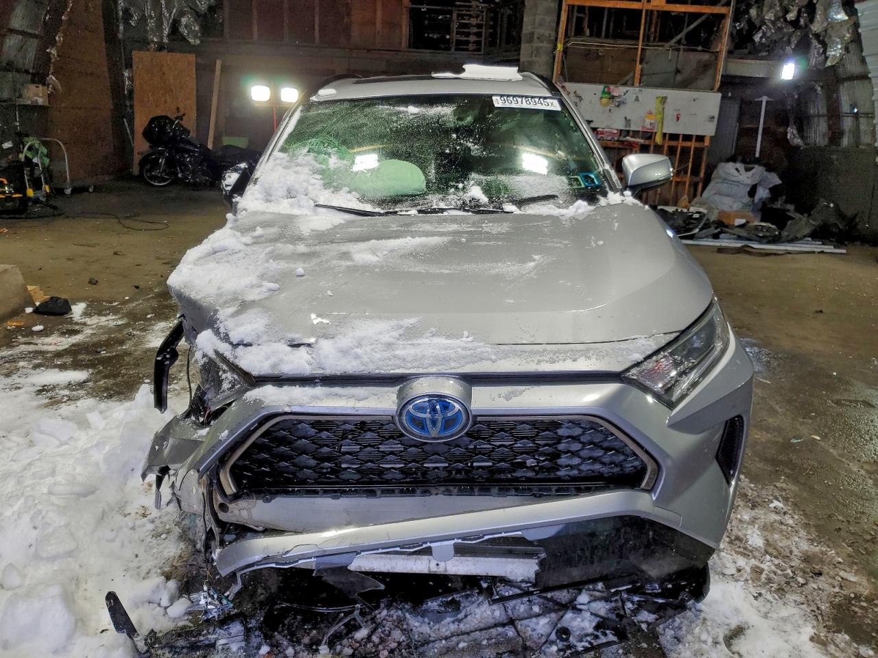 2021 TOYOTA RAV4 PRIME SE photo 9