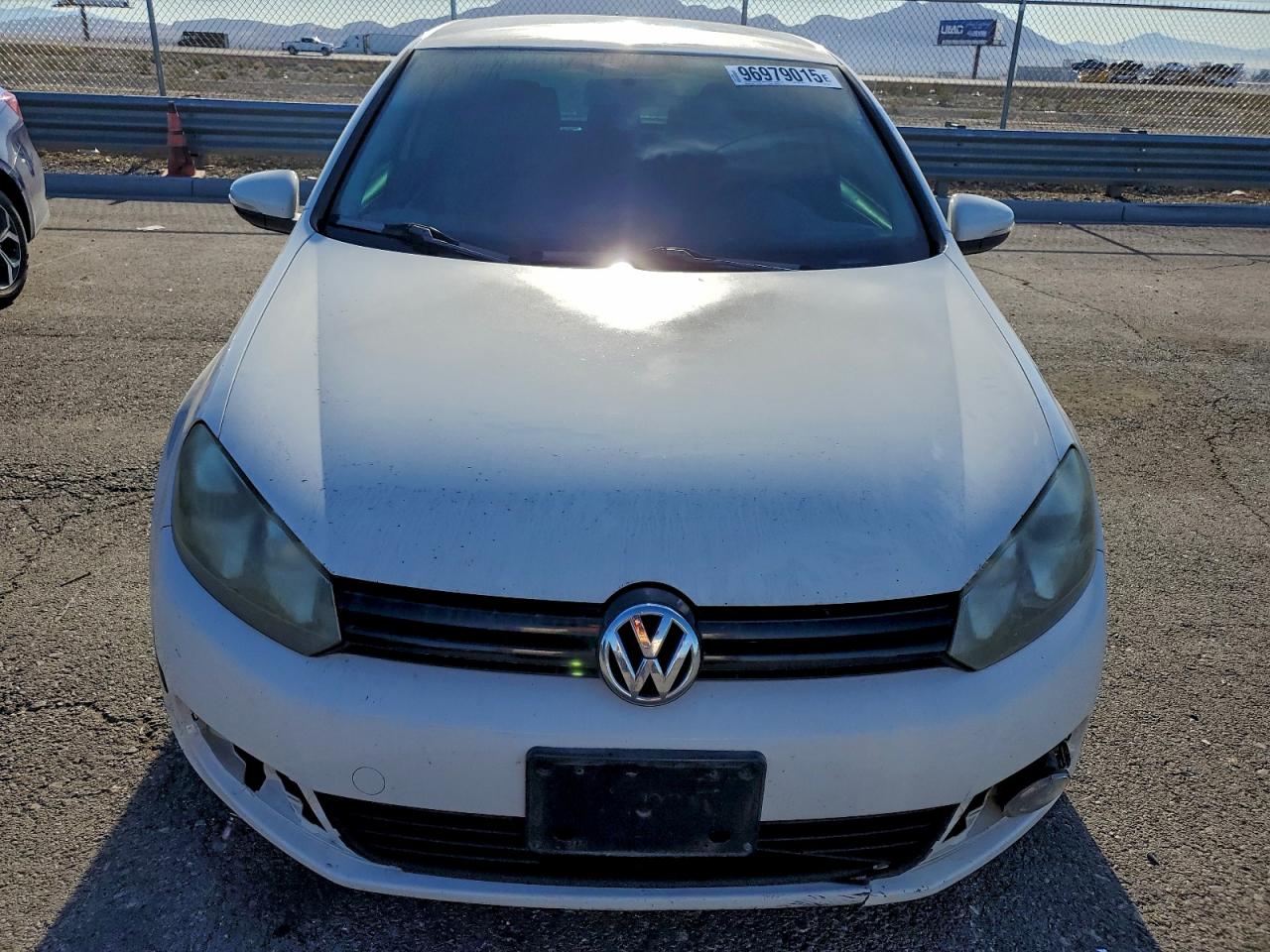 2011 VOLKSWAGEN GOLF photo 13