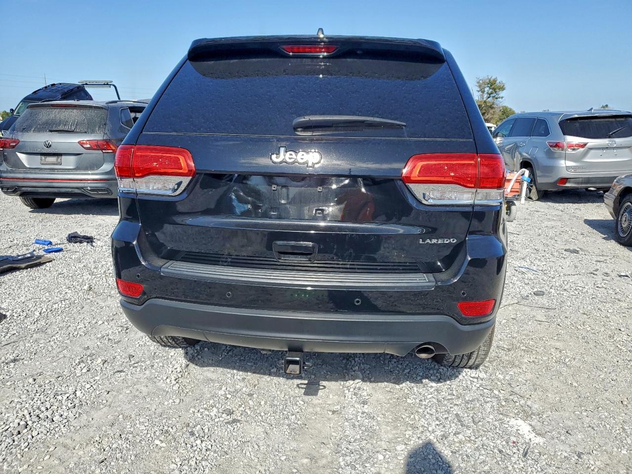 2018 JEEP GRAND CHEROKEE LAREDO photo 6