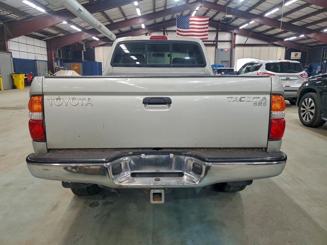 2004 TOYOTA TACOMA XTRACAB photo 6