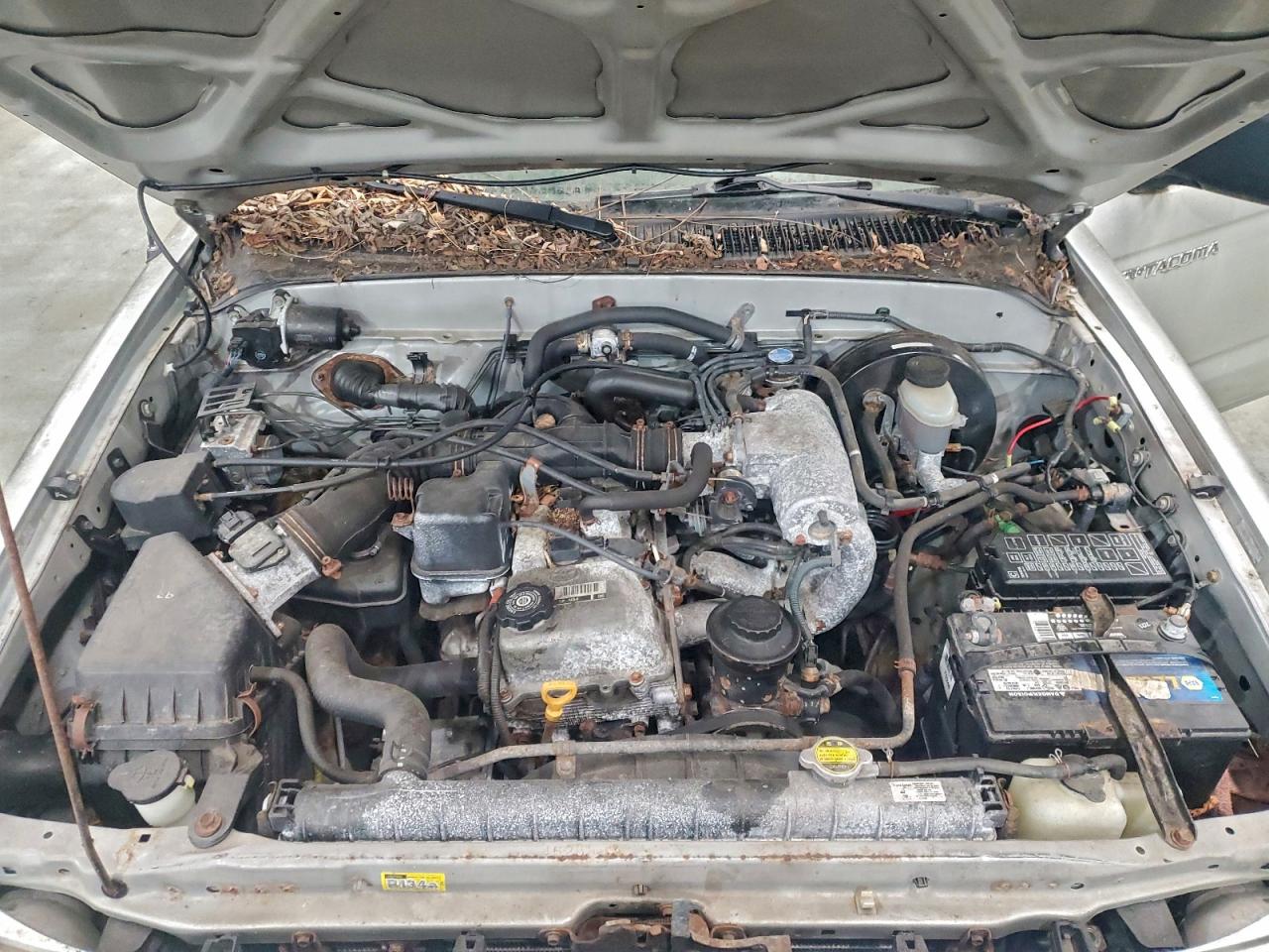 2004 TOYOTA TACOMA XTRACAB photo 11
