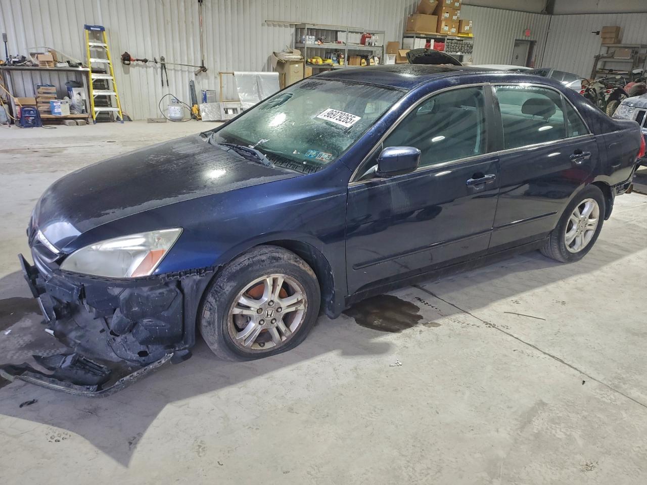 2006 HONDA ACCORD EX — REAR END damage — photo 1