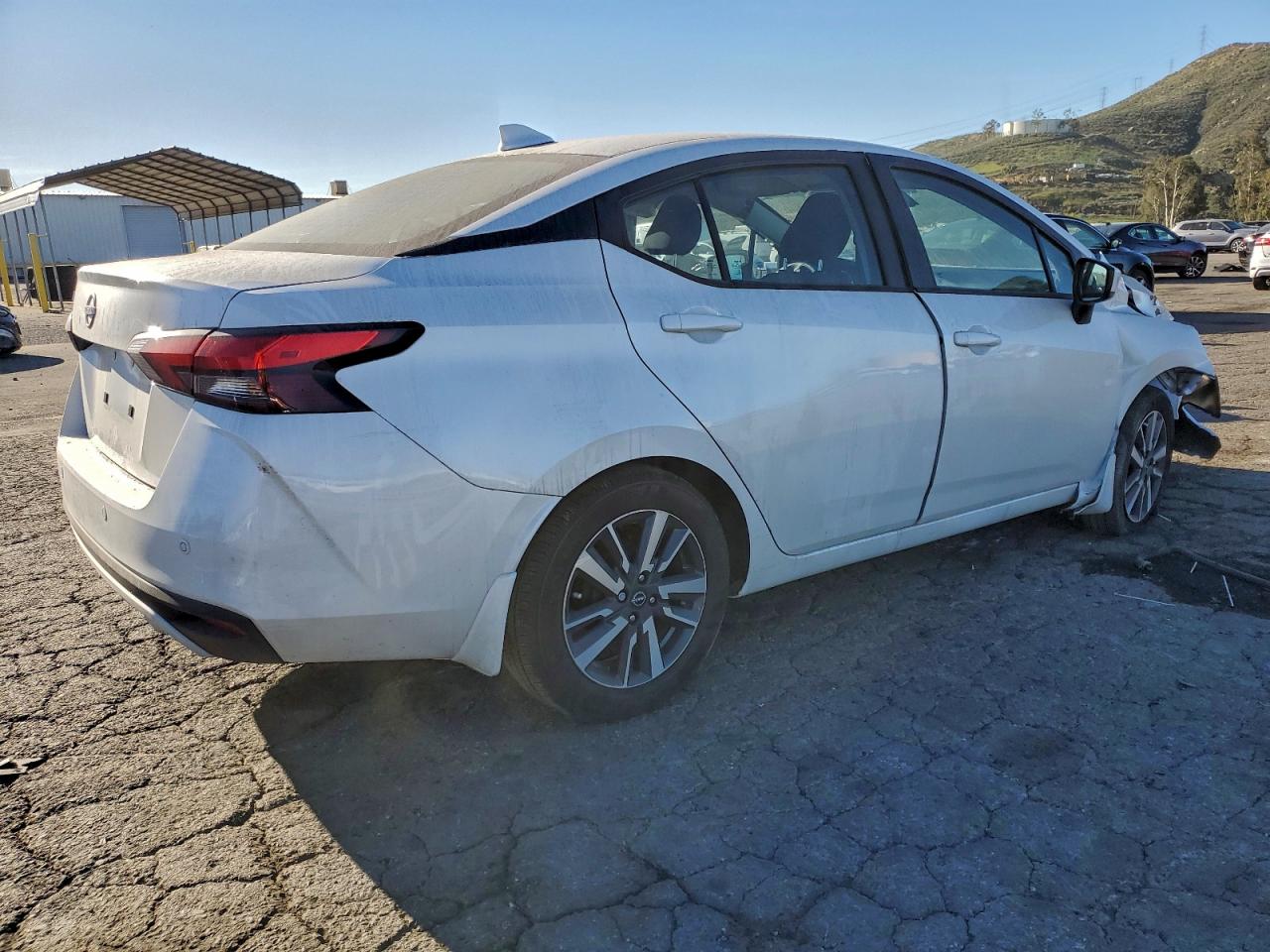 2025 NISSAN VERSA SV photo 7
