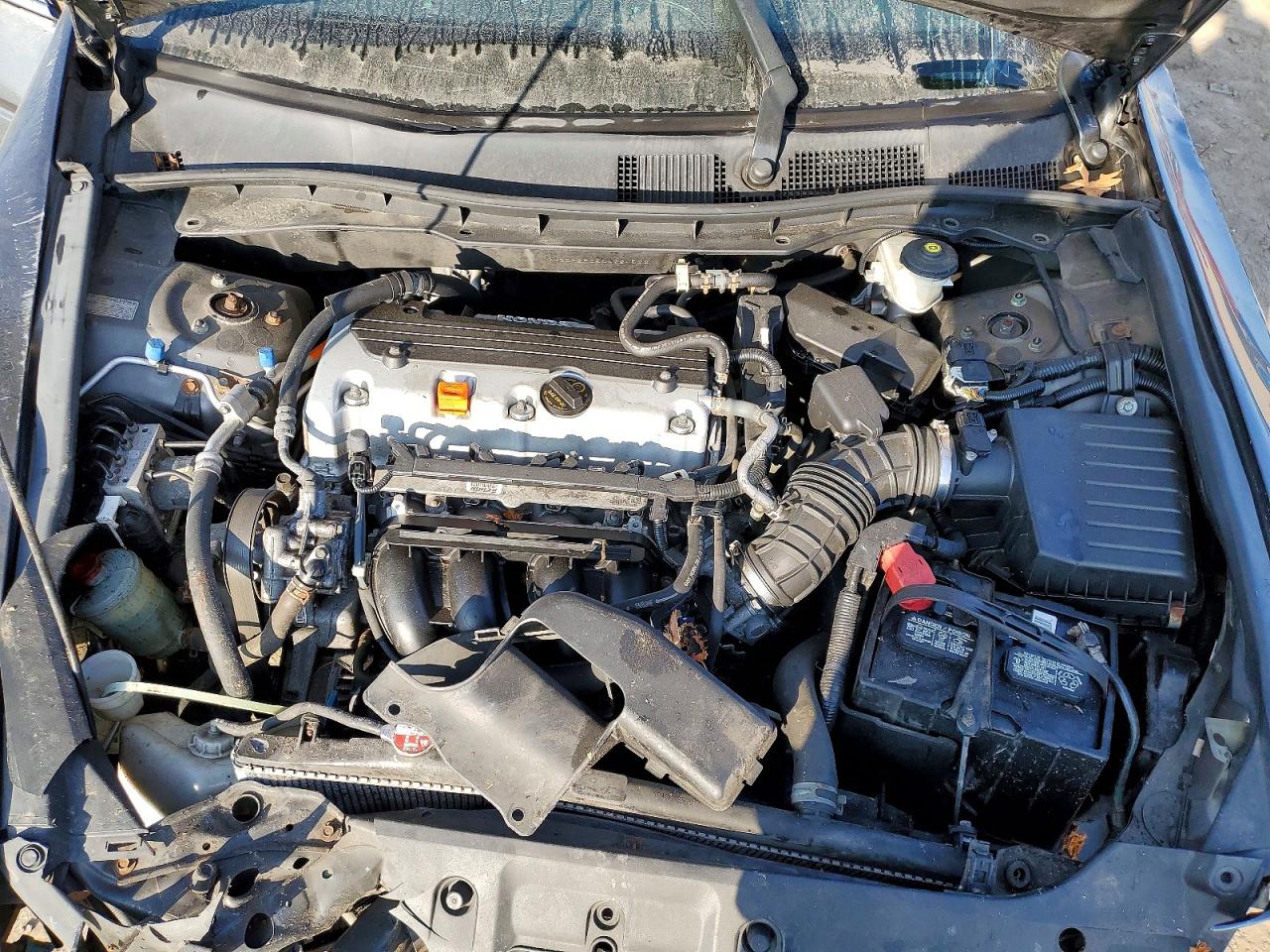2012 HONDA ACCORD LX photo 11