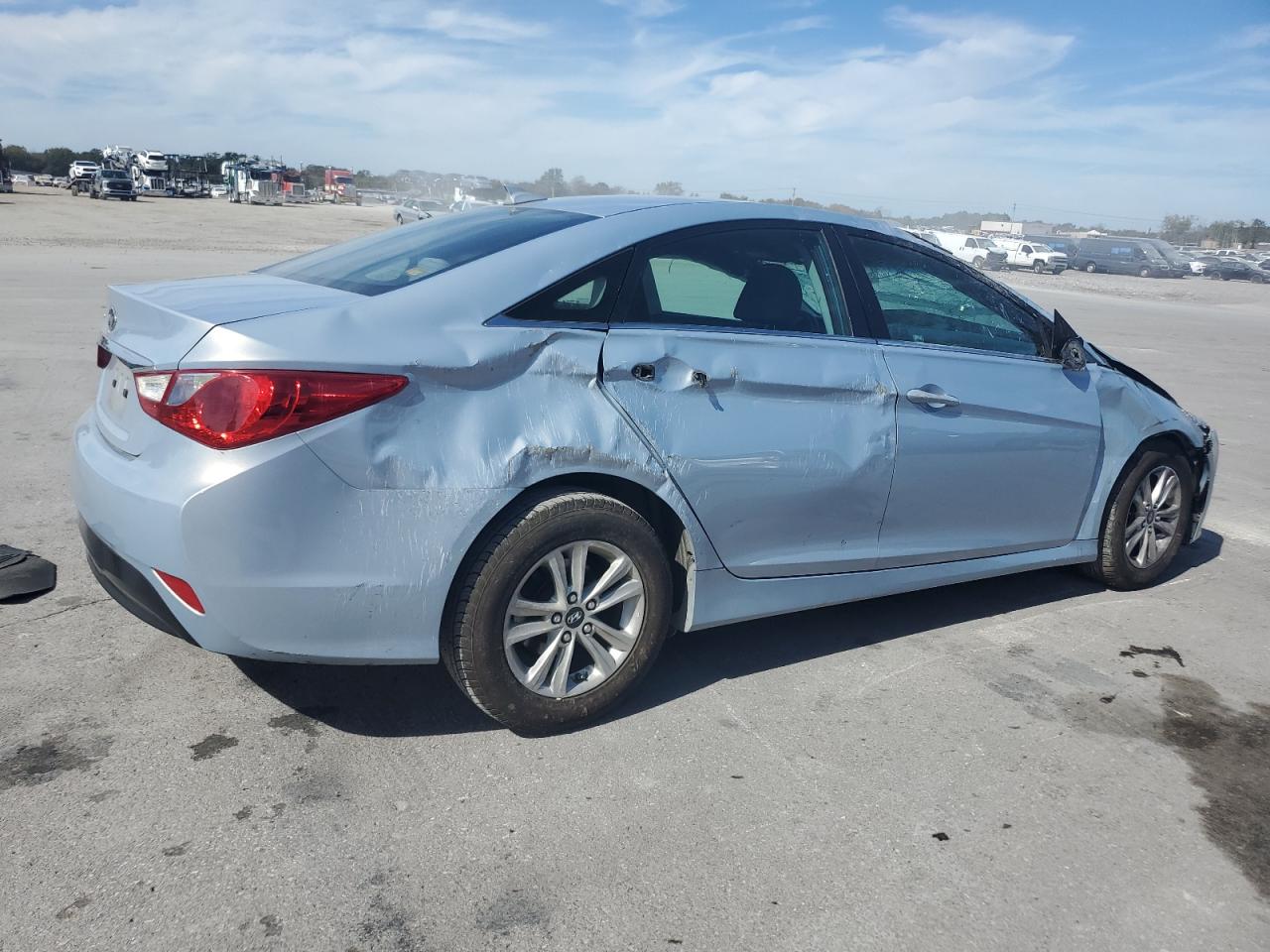 2014 HYUNDAI SONATA GLS photo 3