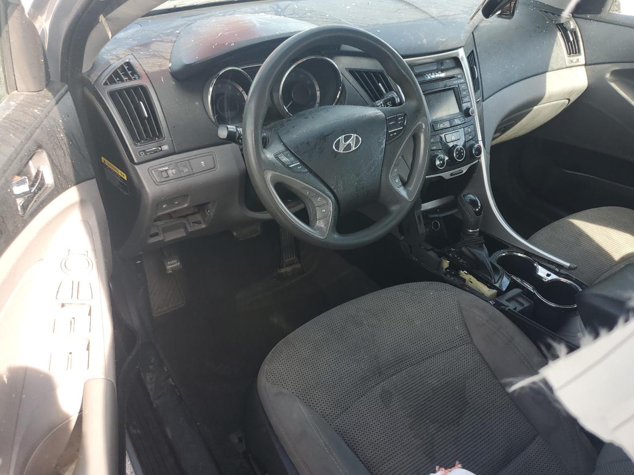2014 HYUNDAI SONATA GLS photo 8