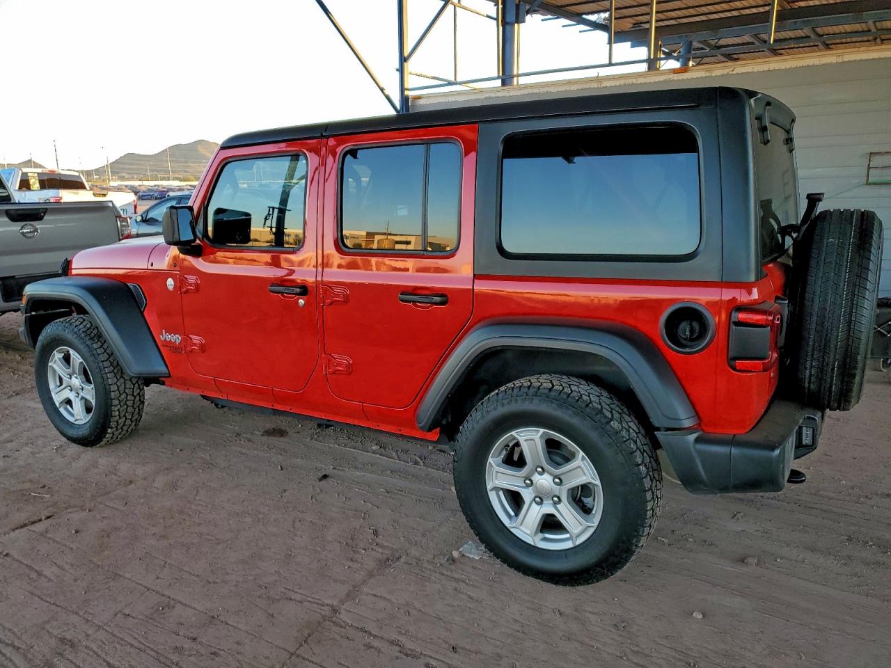 2018 JEEP WRANGLER UNLIMITED SPORT photo 2