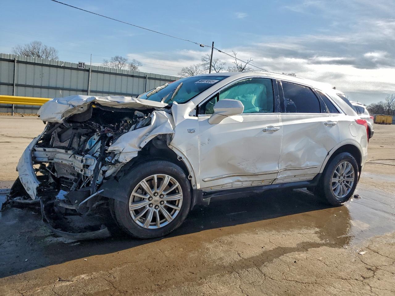 2017 CADILLAC XT5