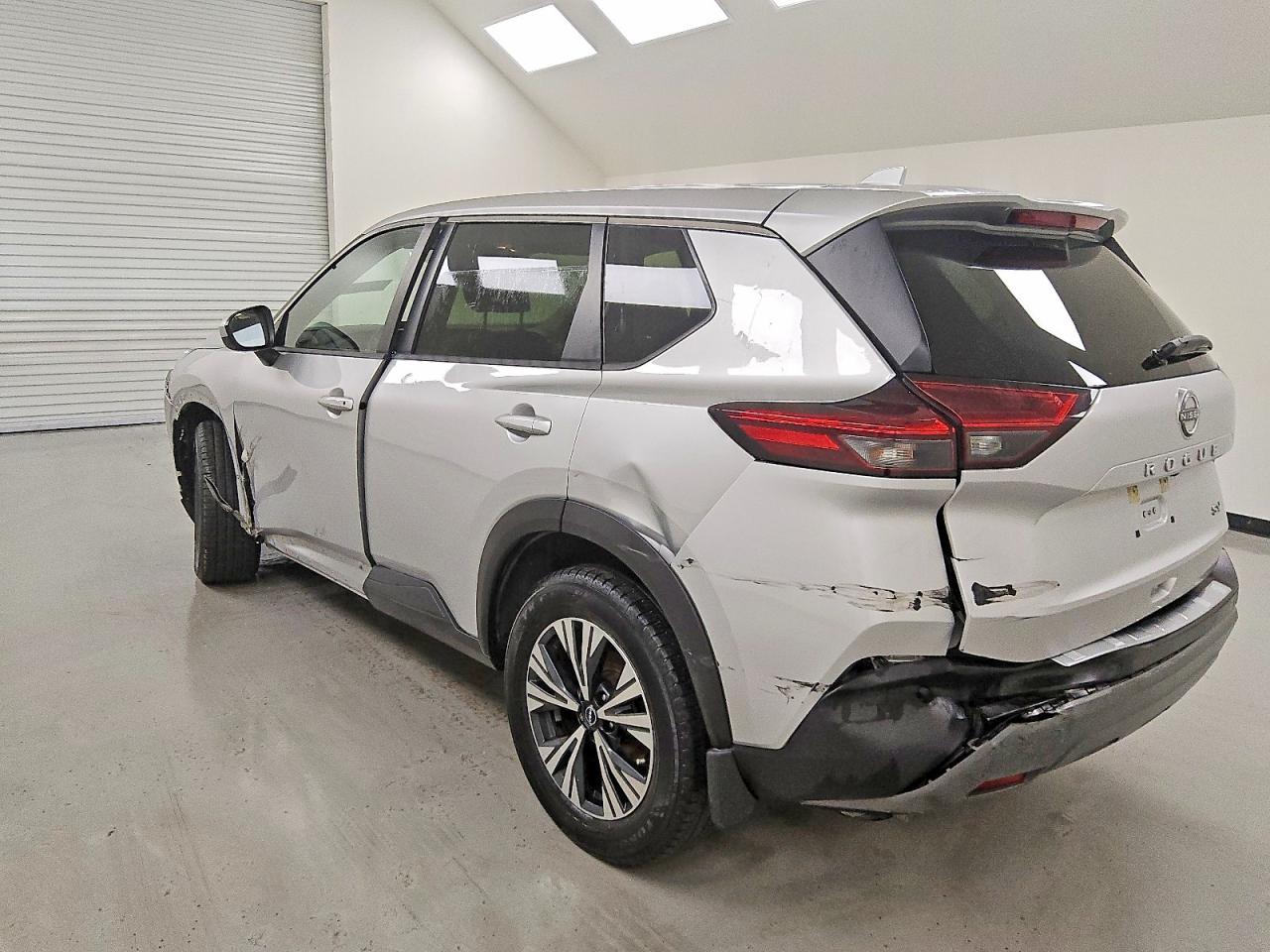 2023 NISSAN ROGUE SV photo 3