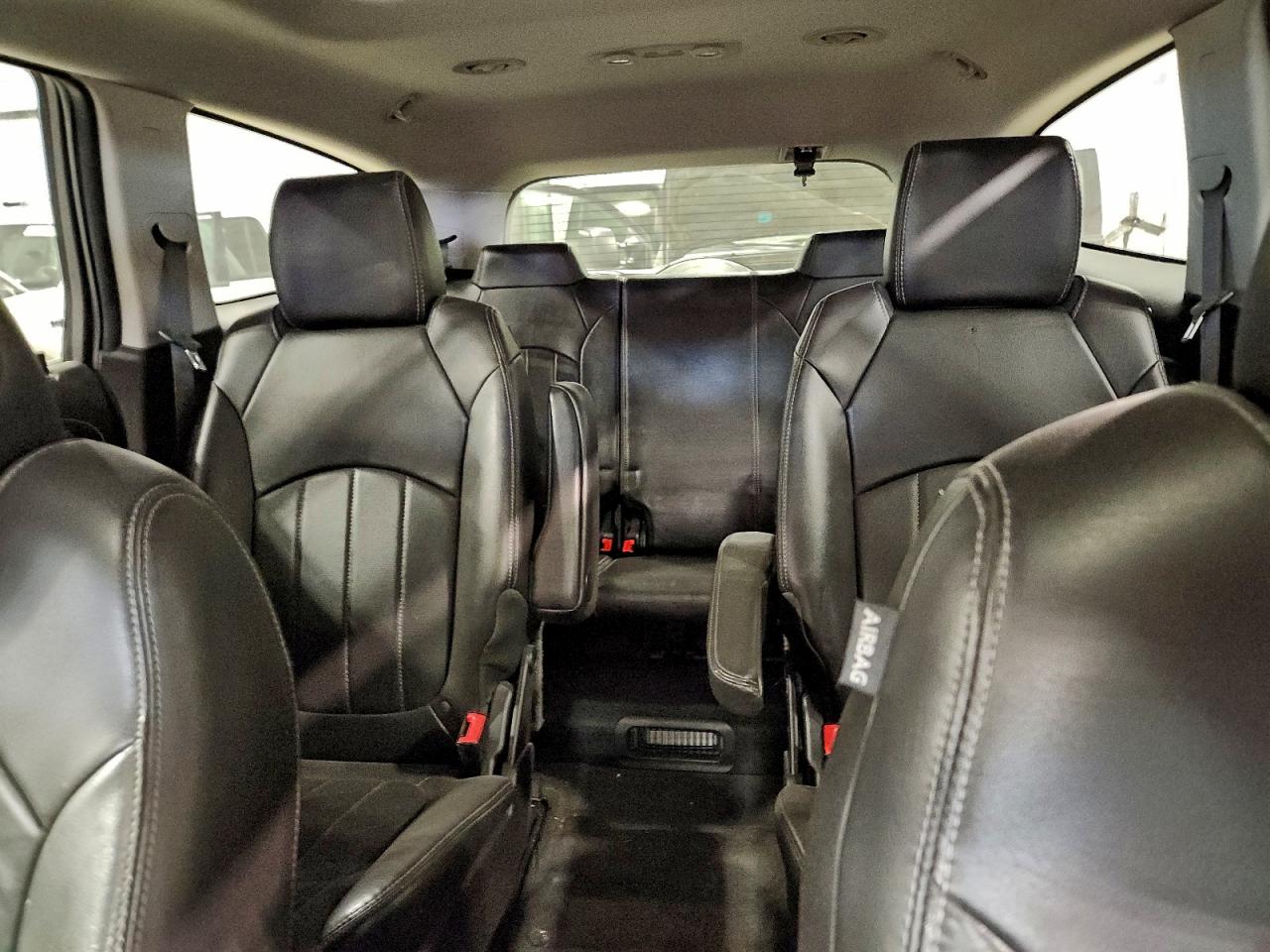 2016 BUICK ENCLAVE photo 28