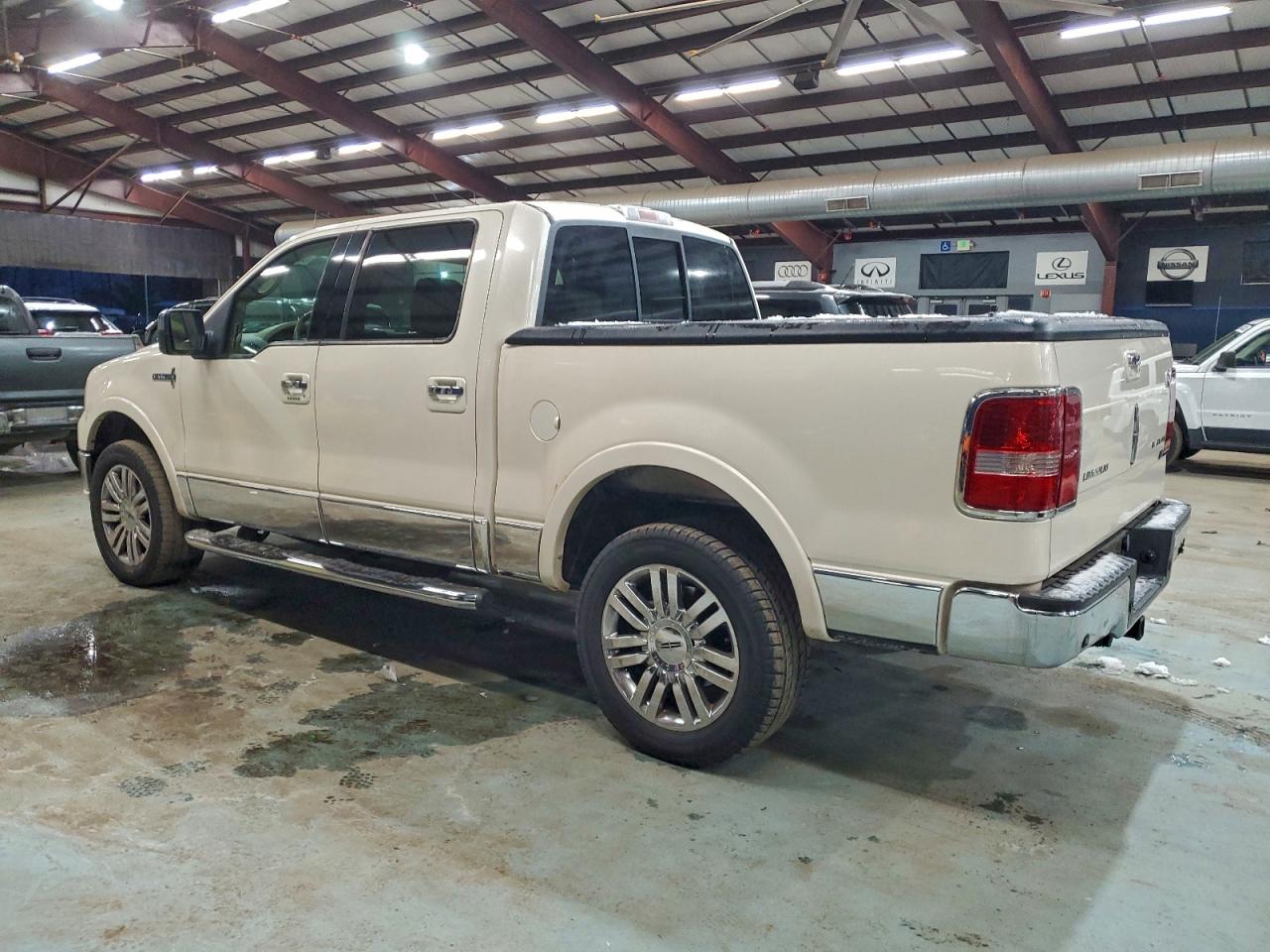 2007 LINCOLN MARK LT photo 3