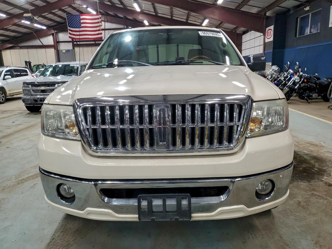 2007 LINCOLN MARK LT photo 9