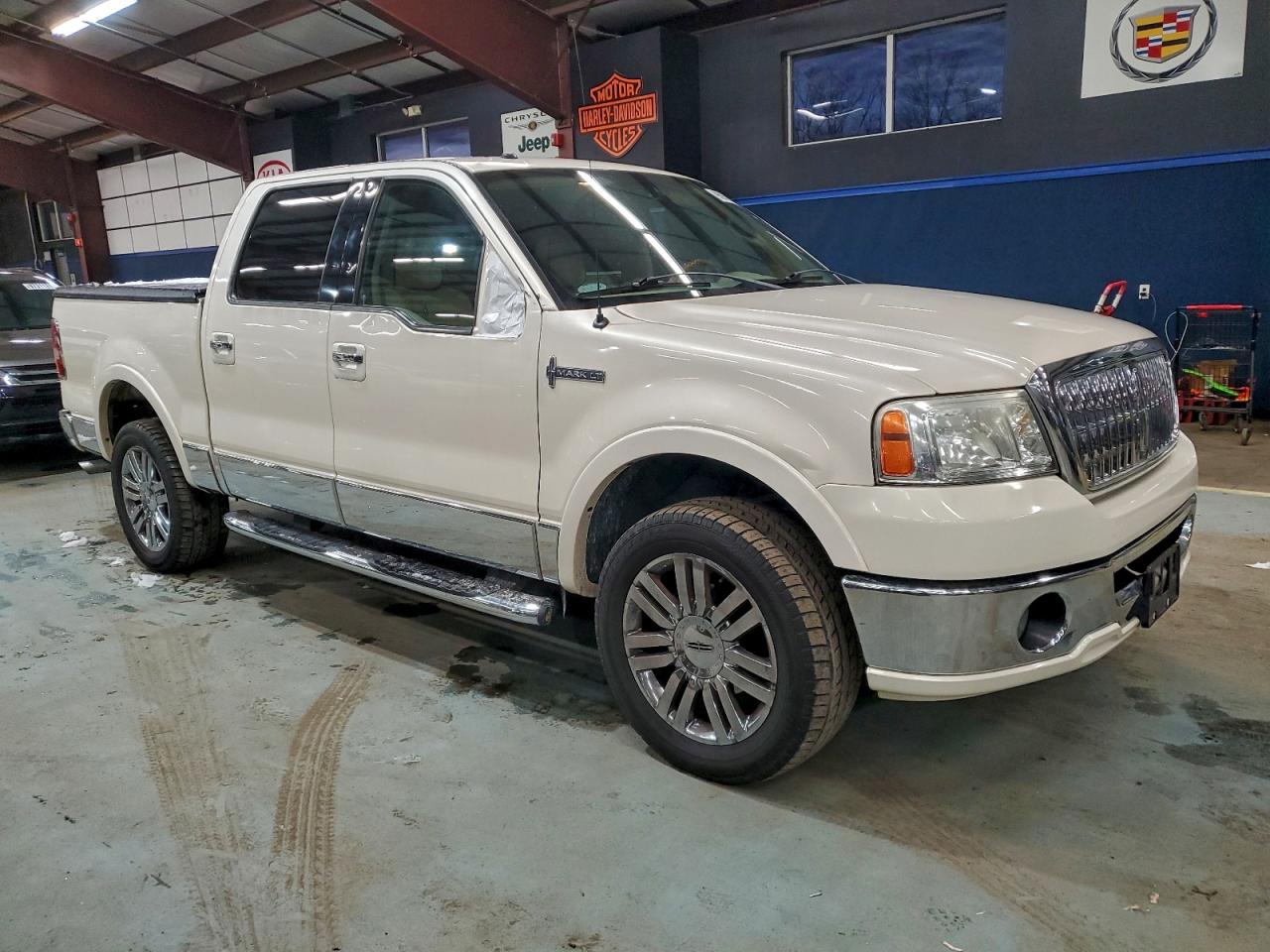 2007 LINCOLN MARK LT photo 7