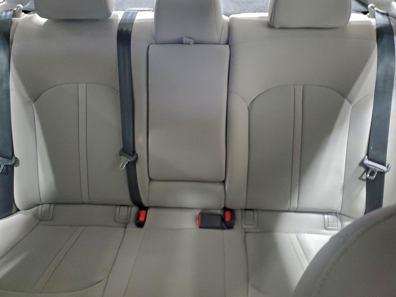 2016 HYUNDAI SONATA SE photo 10