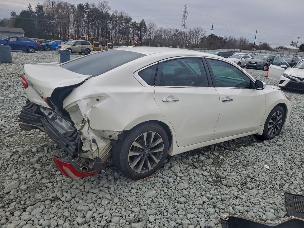 2016 NISSAN ALTIMA 2.5 photo 3